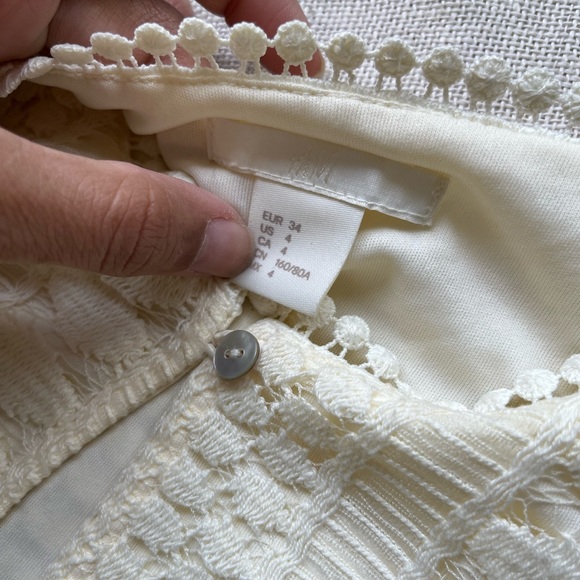 Off White H&M Lace Dress - Picture 5 of 8